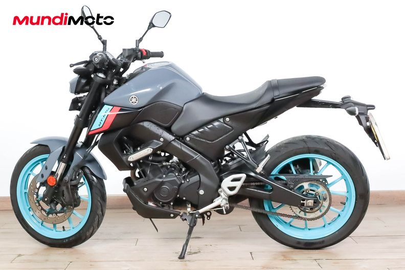 Motorbike image 5
