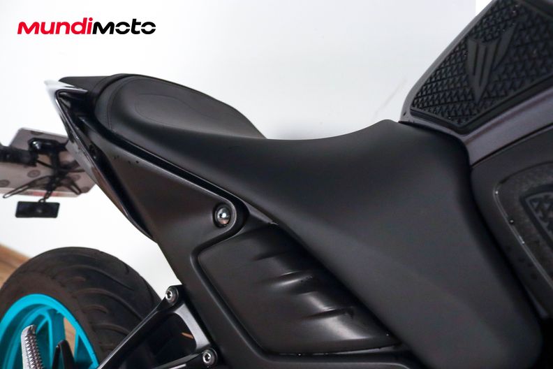 Motorbike image 13