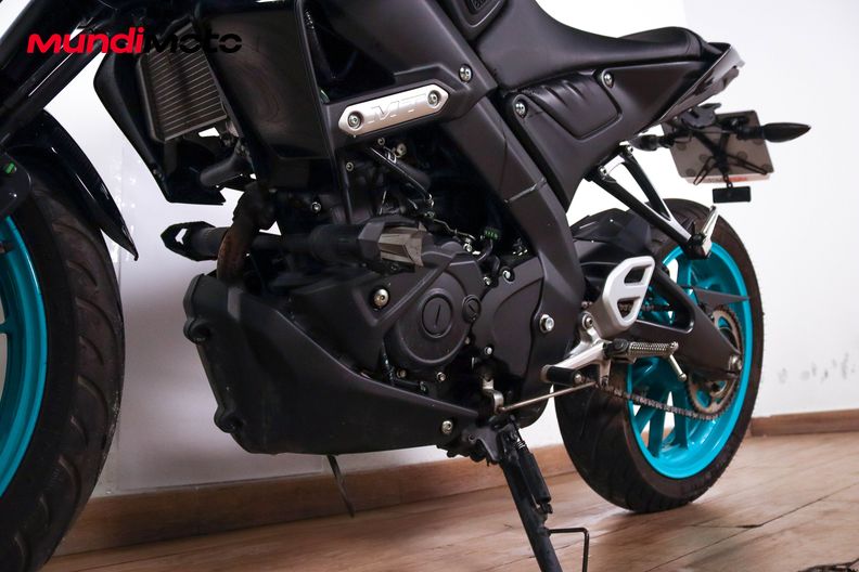 Motorbike image 8
