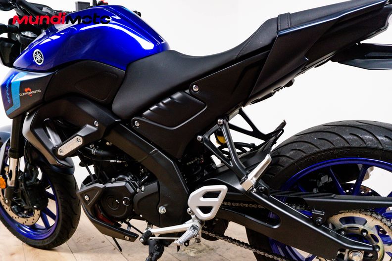 Motorbike image 8