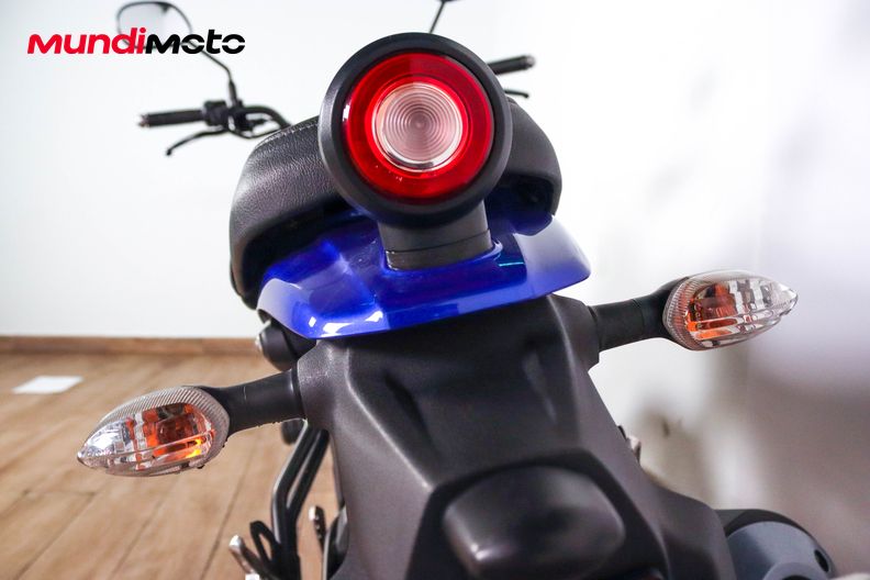 Motorbike image 9