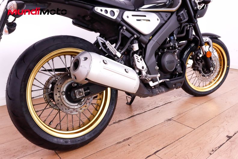 Motorbike image 3