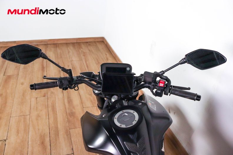 Motorbike image 10
