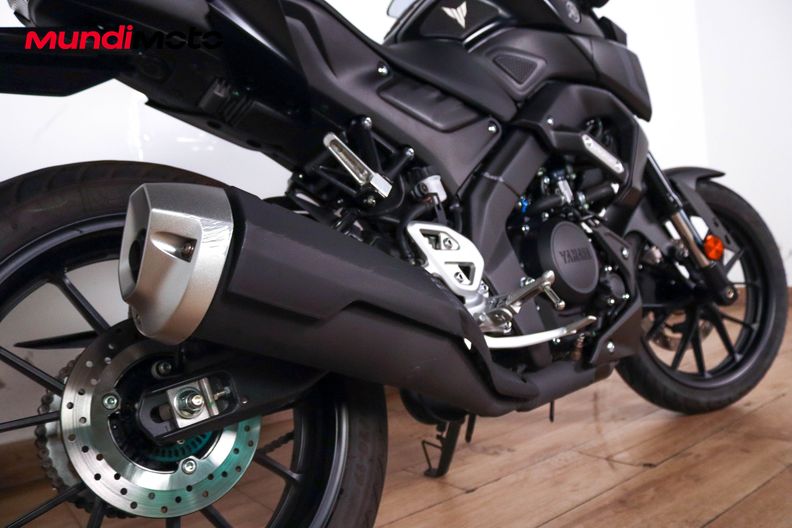Motorbike image 3