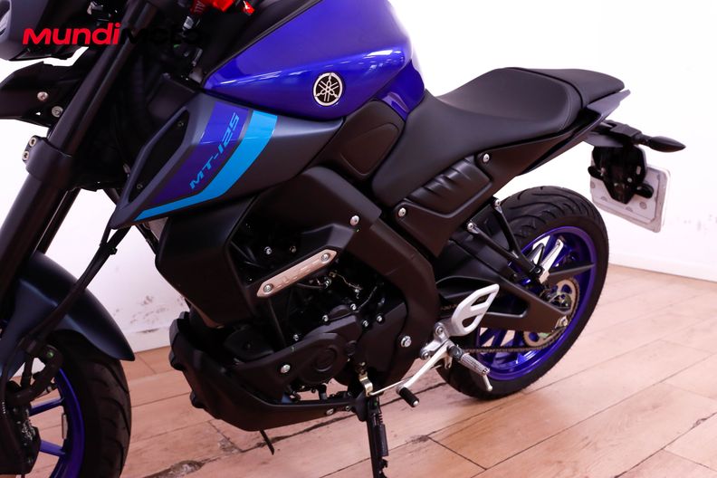 Motorbike image 8