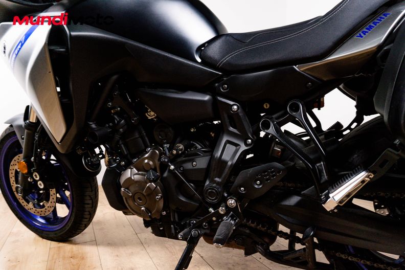 Motorbike image 8