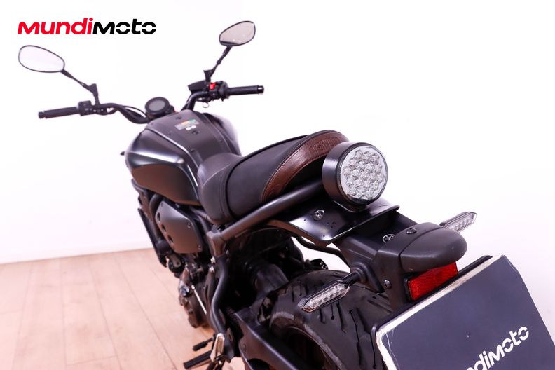 Motorbike image 9