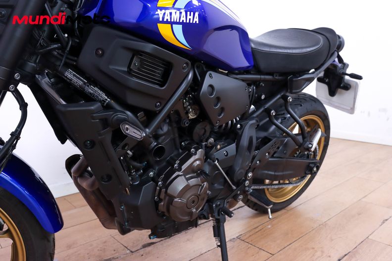 Motorbike image 8