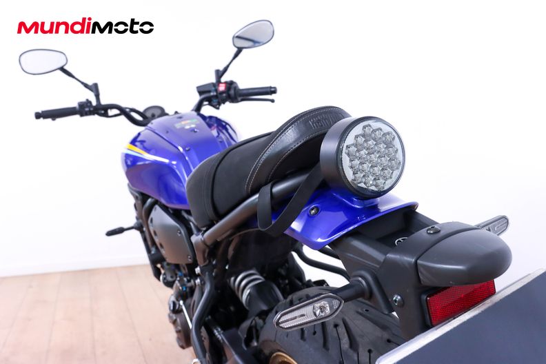 Motorbike image 9