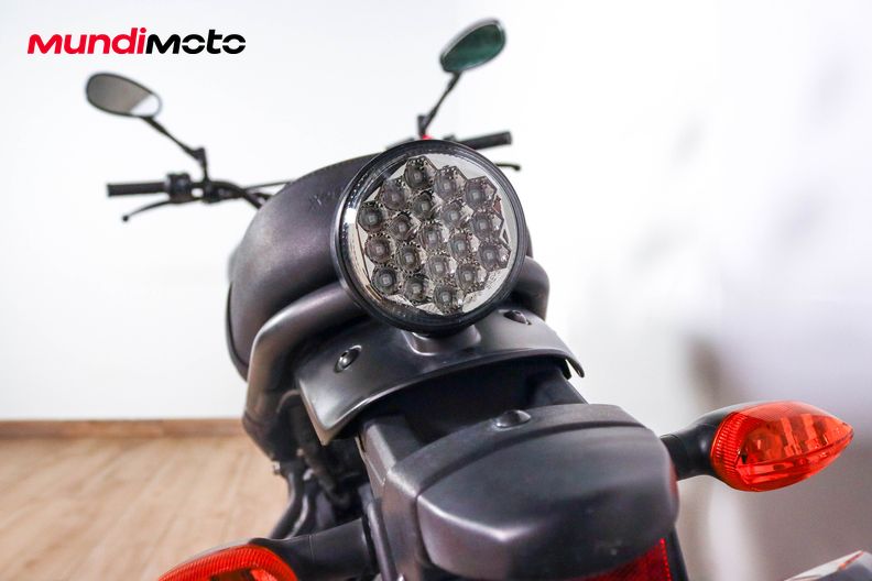 Motorbike image 9