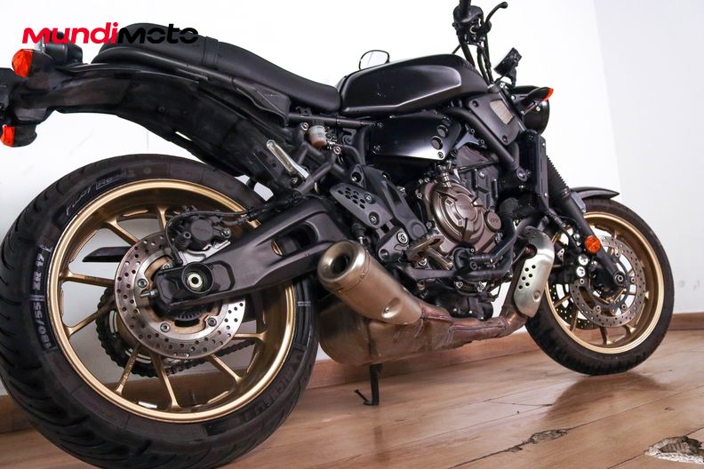 Motorbike image 3