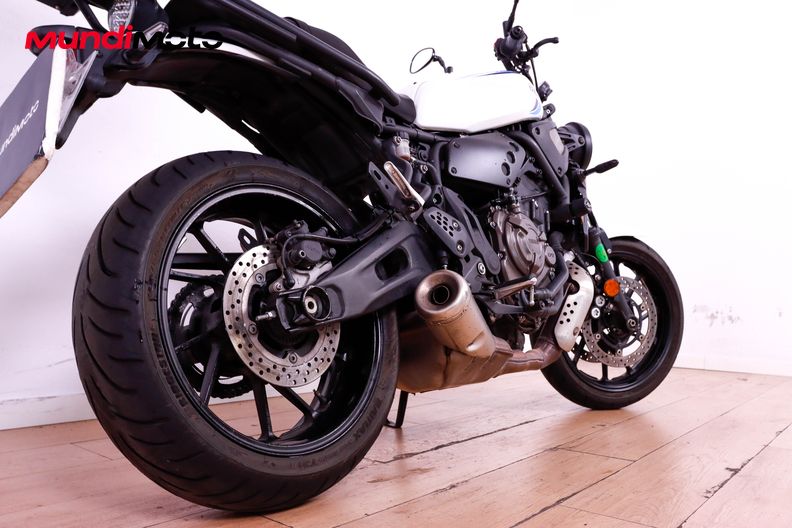 Motorbike image 3