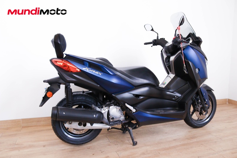 Motorbike image 1
