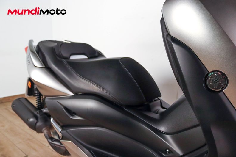 Motorbike image 13