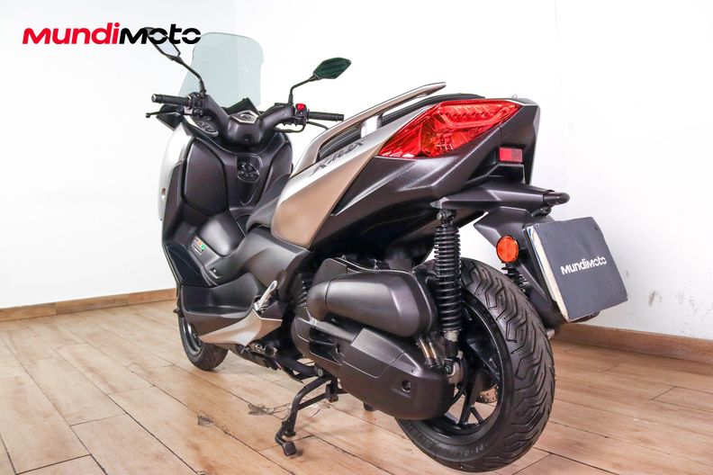 Motorbike image 6
