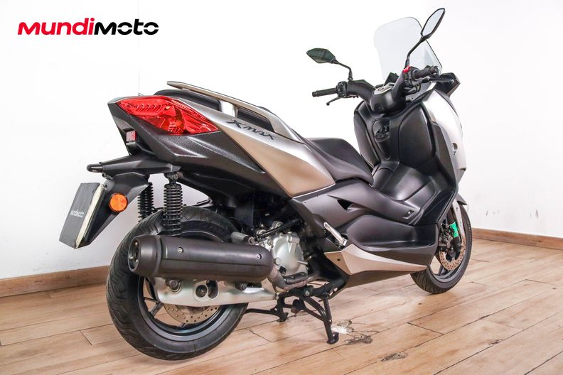 Motorbike image 2