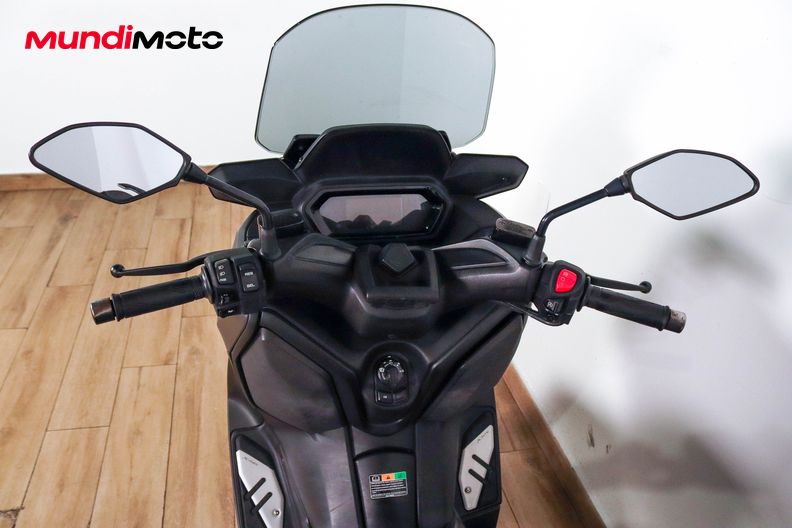 Motorbike image 10