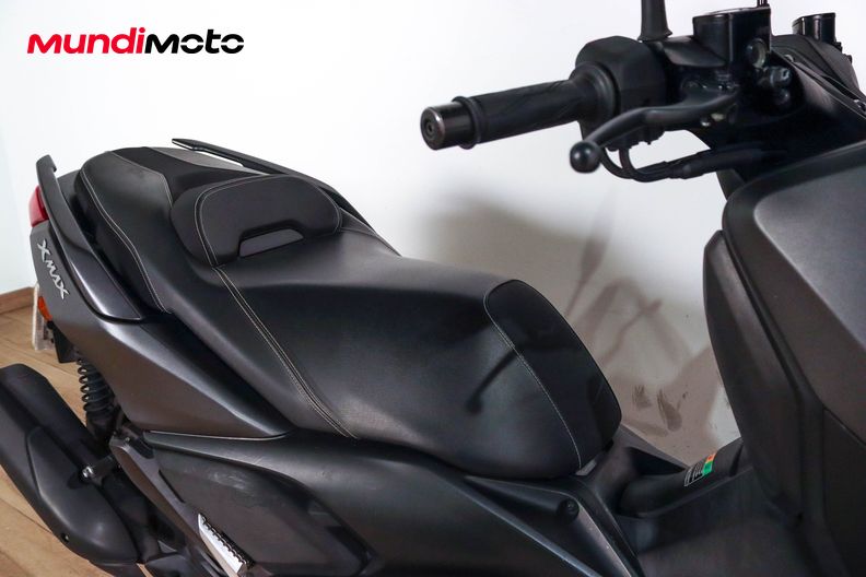 Motorbike image 13