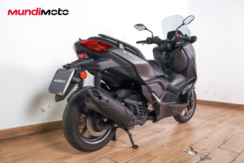 Motorbike image 2