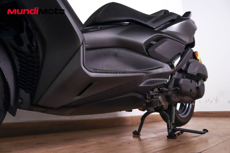 Motorbike image 8