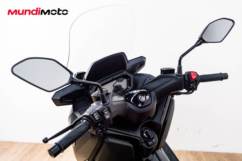 Motorbike image 10