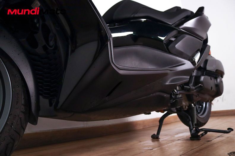 Motorbike image 8