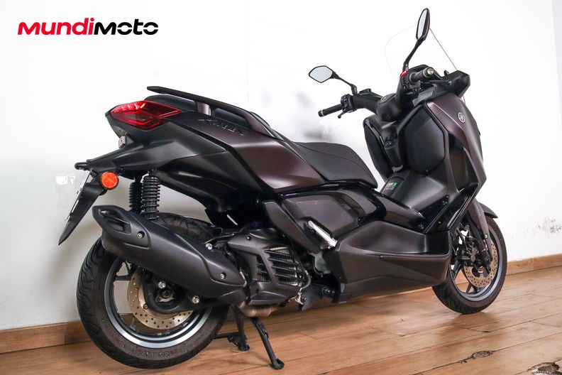 Motorbike image 2