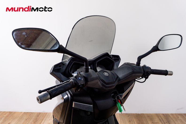 Motorbike image 10
