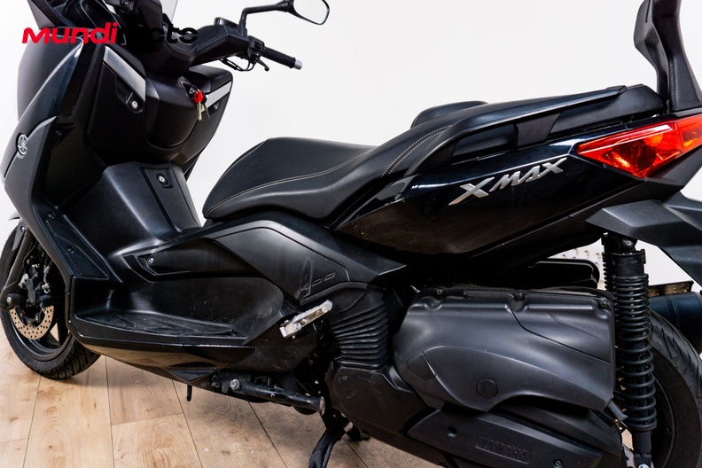 Motorbike image 8