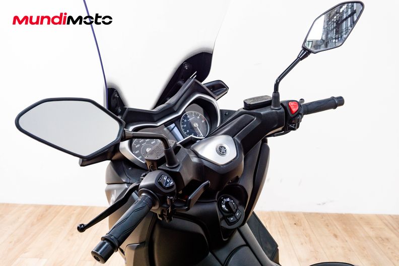 Motorbike image 10