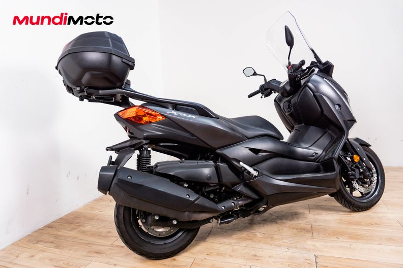 Motorbike image 2