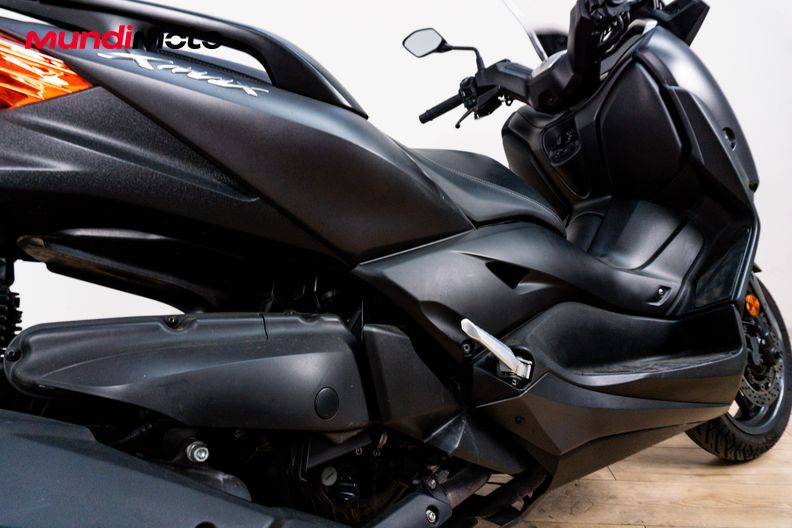 Motorbike image 3