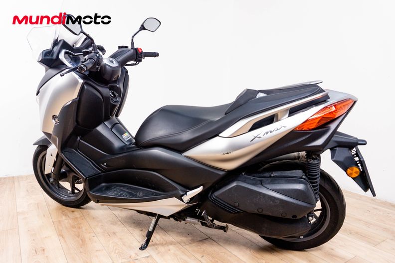 Motorbike image 7