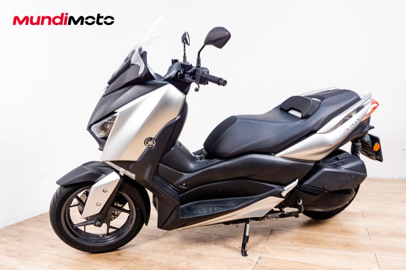 Motorbike image 6