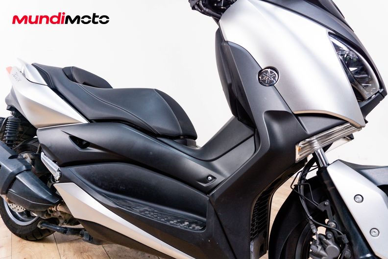 Motorbike image 4