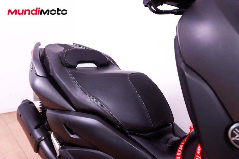 Motorbike image 12