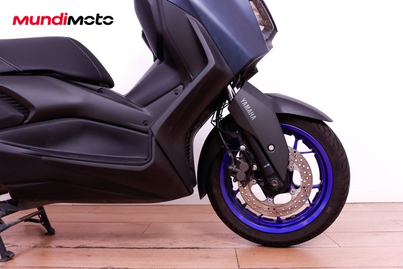 Motorbike image 13
