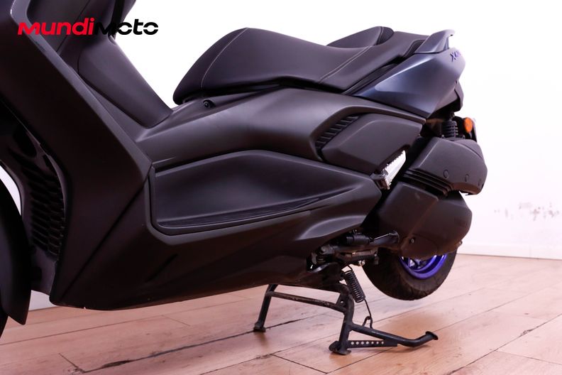 Motorbike image 8