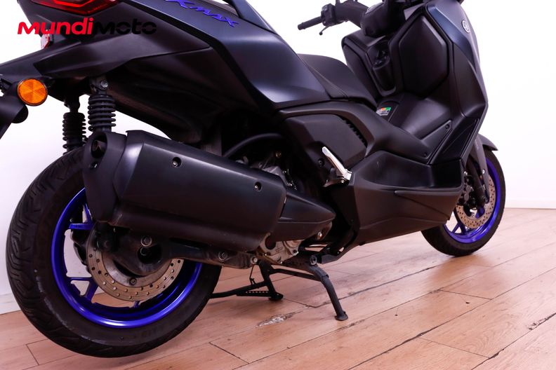 Motorbike image 3
