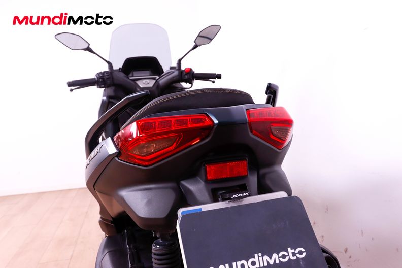 Motorbike image 9
