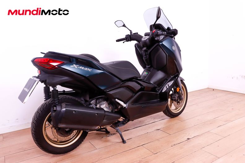 Motorbike image 2