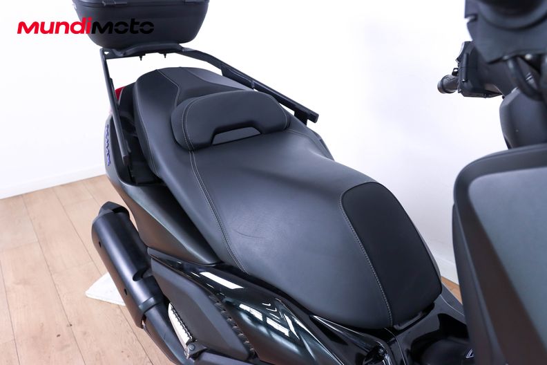 Motorbike image 13