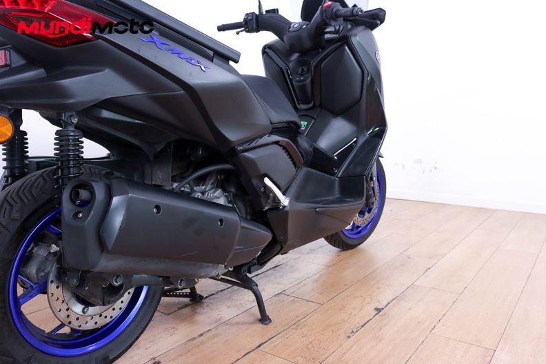 Motorbike image 3