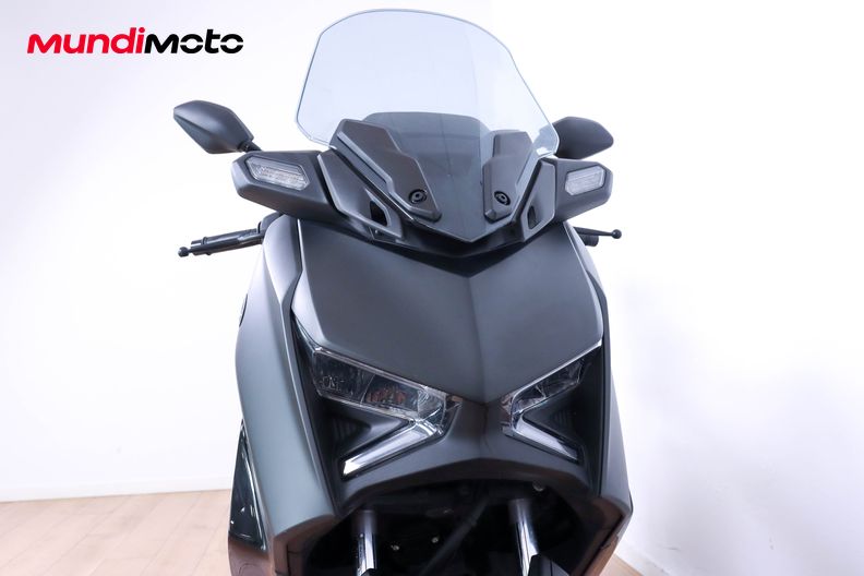 Motorbike image 4