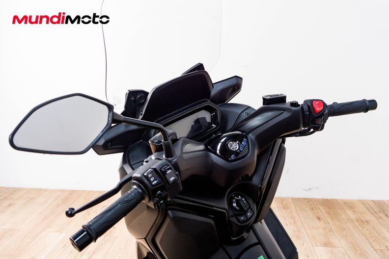 Motorbike image 10