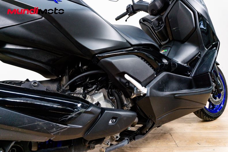 Motorbike image 2