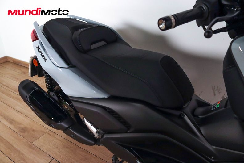 Motorbike image 13