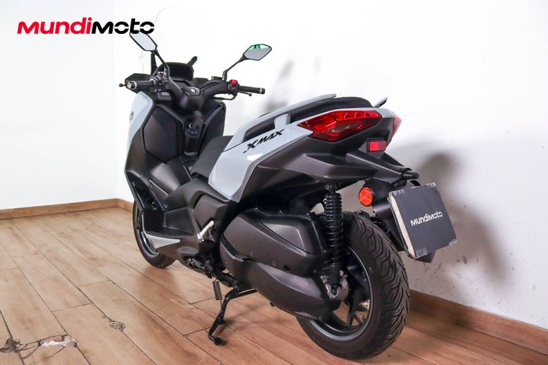 Motorbike image 6