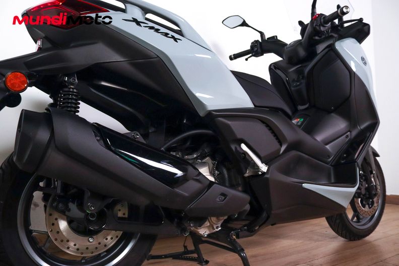 Motorbike image 3