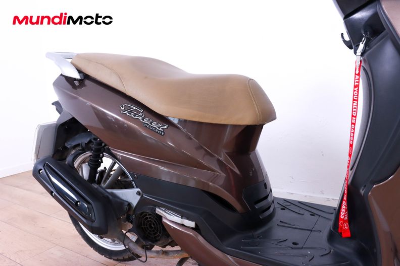 Motorbike image 13